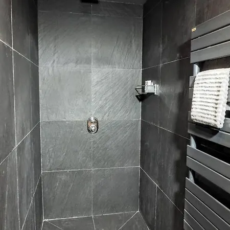 Confortable Et Moderne Au Coeur De Appartamento